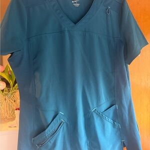 Scrubstar Green and Blue Short Sleeve Tee